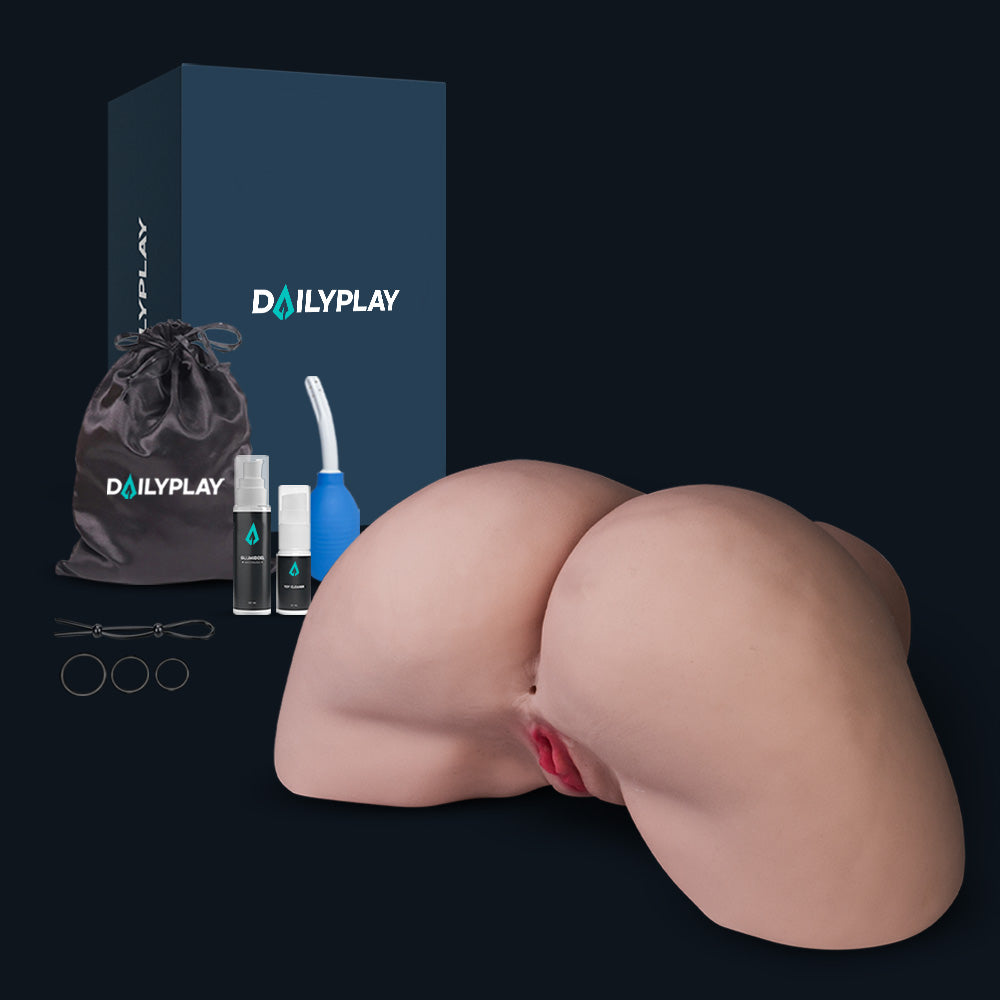 What's in the box, Loes: butt, Dailyplay box, storage bag, lube, Toy Cleaner, vaginal douche and cock rings