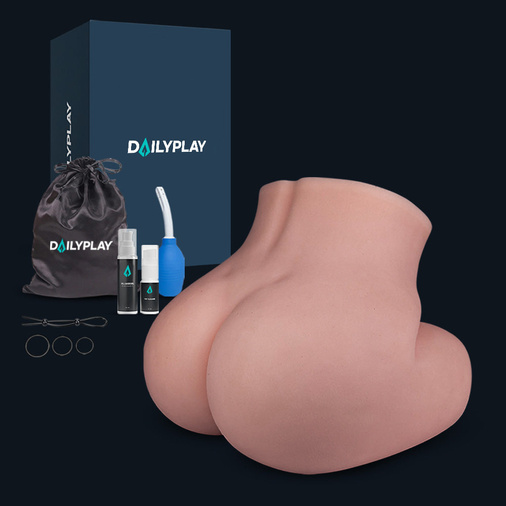 Lieferumfang Sexpuppe Po Jessica: Po, Dailyplay Karton, Aufbewahrungsbeutel, Gleitgel, Toy Cleaner und Reinigungsdusche